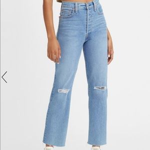 Levi’s Ribcage Straight Ankle Jeans Size 31